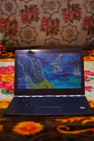 x360 Core i7 6th Generation Lenovo yoga 900 13isk laptop(Read Add plz)