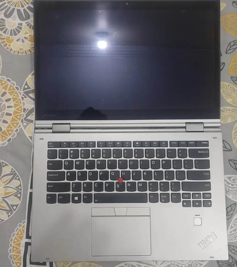 Lenovo X1 Yoga Silver Edition – i7 7th Gen (16/512GB) – Touch & Pen