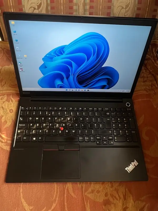 531959393-800x600
