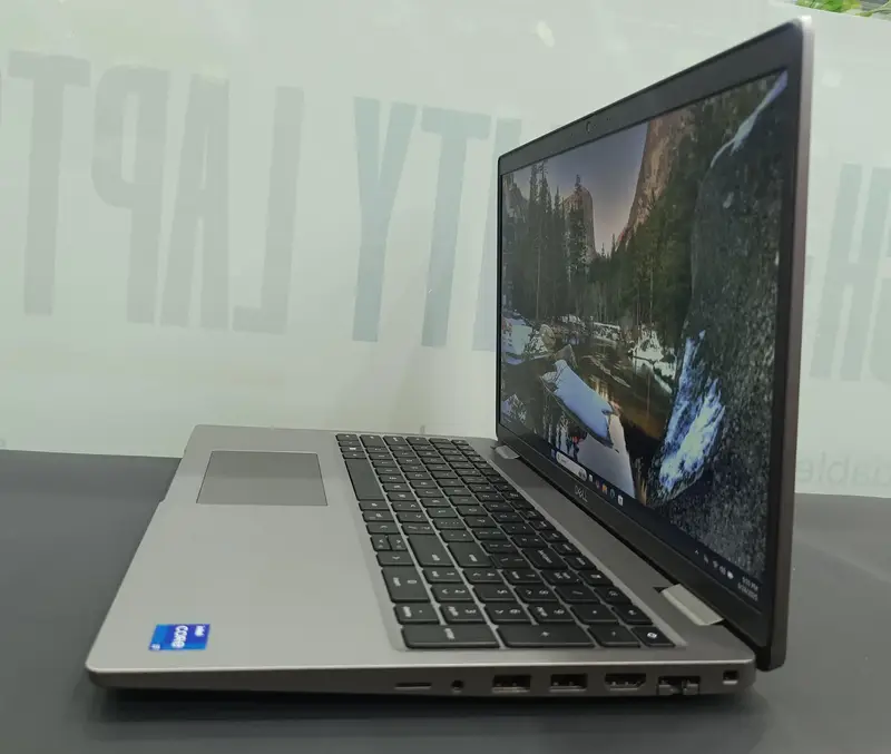 Dell Precision - Core i7 - Intel 12th Generation - 16GB RAM - SSD for Sale in Islamabad