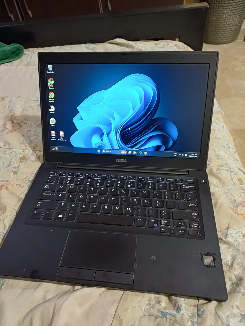 582043959-800x600