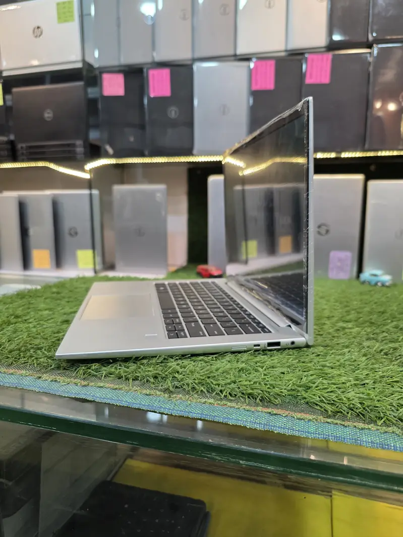 HP EliteBook - Core i7 - Intel 12th Generation - 32GB RAM - SSD for Sale in Faisalabad