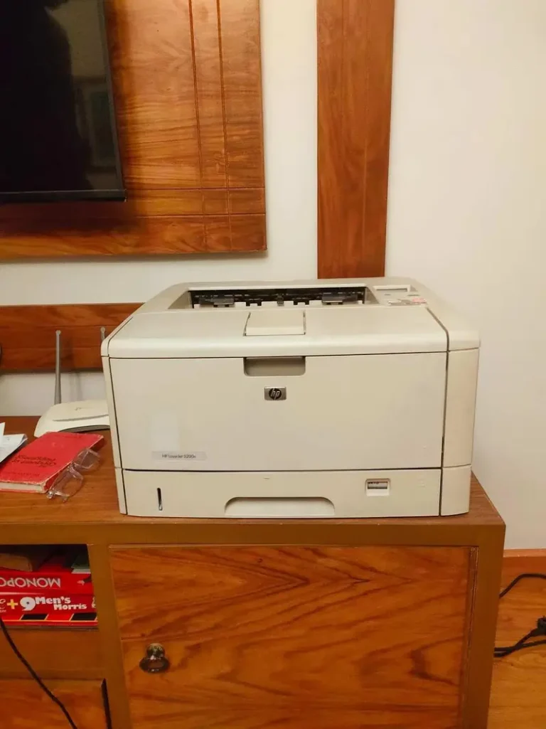 hp laser jet 5200n