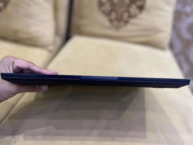 595586537-800x600