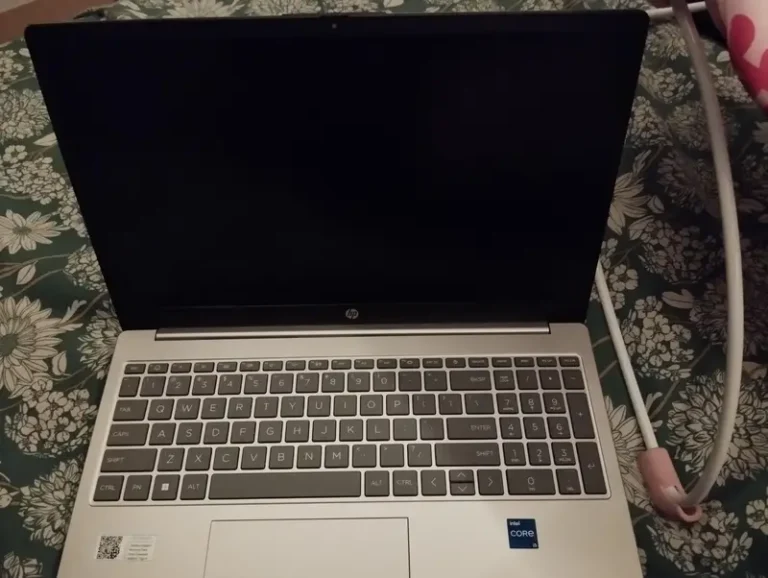 HP Laptop (13th Generation) | 8GB RAM | 500GB High-Speed SSD | Slim, Fast & Pristine condition