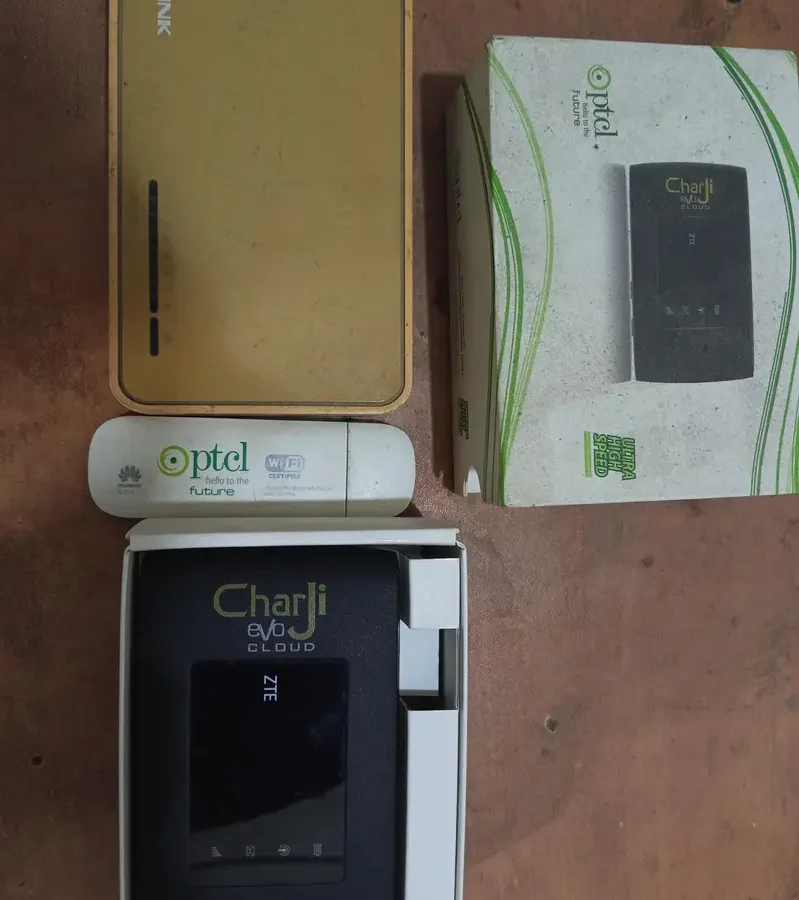 TP LINK SWITCH , PTCL CHAGJI DEVICE ,PTCL INTERNET USB sb all ok hai