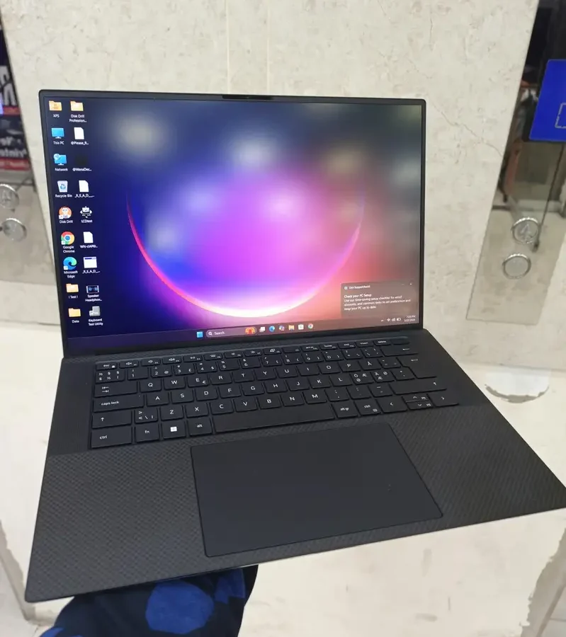 Dell XPS 15 9520 Core i7 12th Gen H NVIDIA RTX 3060 4GB Gaming Laptop