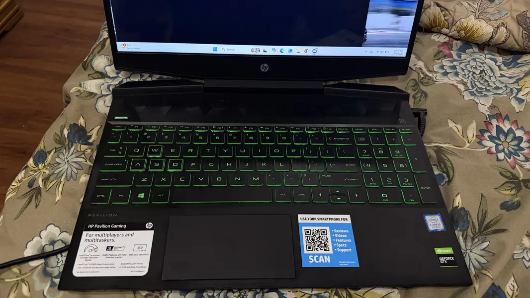 607316609-800x600