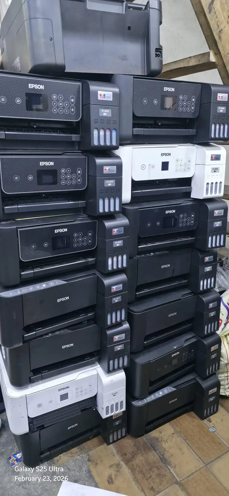 607524772-800x600