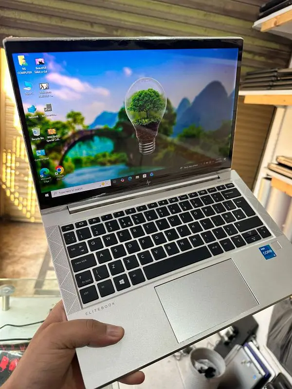 HP EliteBook 830 G8 | Core i5 11th Gen | 8GB RAM | 256GB NVMe SSD | Premium Business Edition