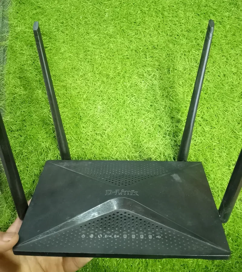 D-Link DIR‑853 AC1300 MU‑MIMO Wi‑Fi Gigabit Router
