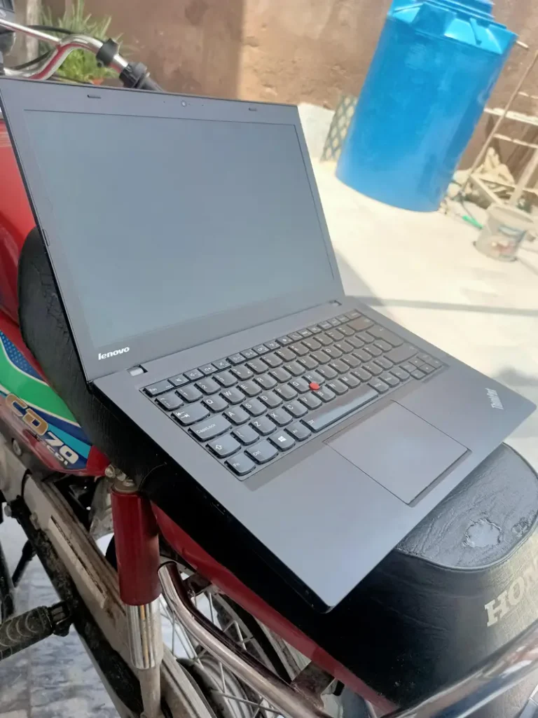 Lenovo 8th Gen Business Laptop | 8GB DDR4 RAM | 6-Hour Battery | Type-C Fast Charging Support