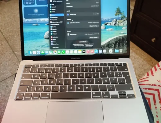 MacBook air 2021 M1 13.3 inches excellent condition