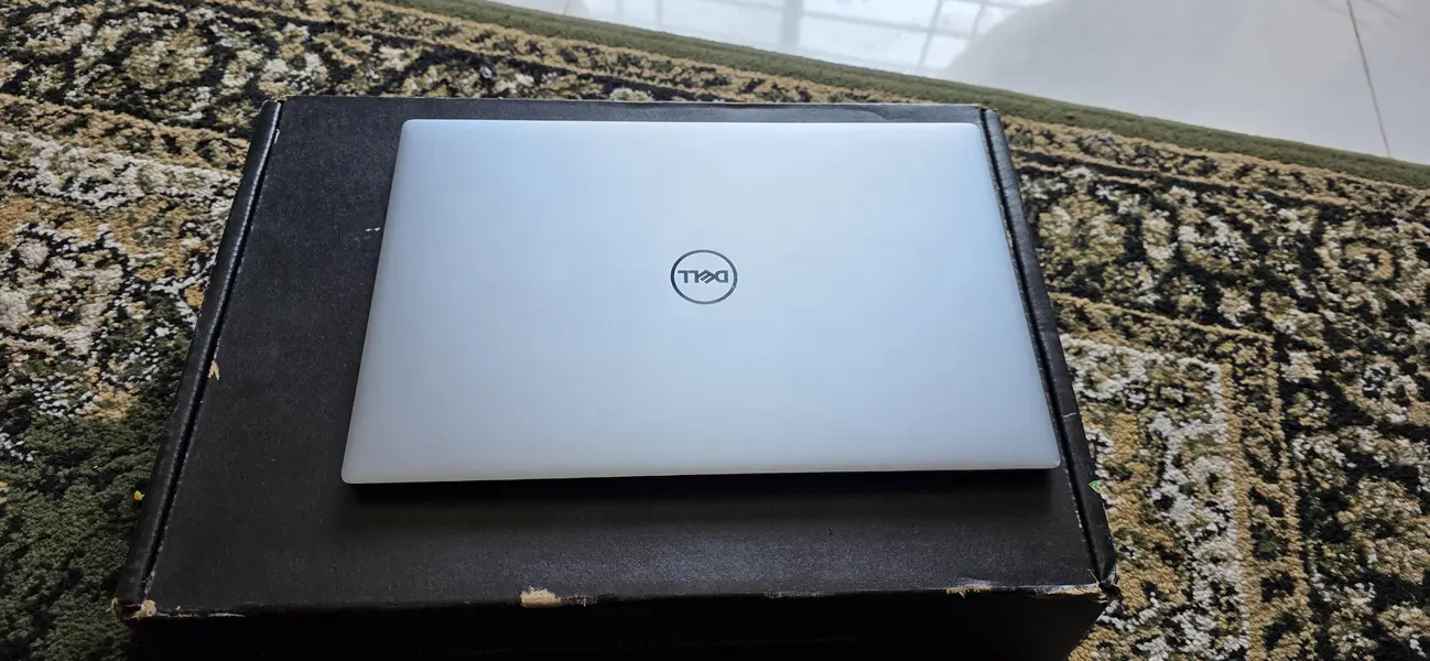 Dell XPS - Core i5 - Intel 12th Generation - 8GB RAM - SSD for Sale in Lahore