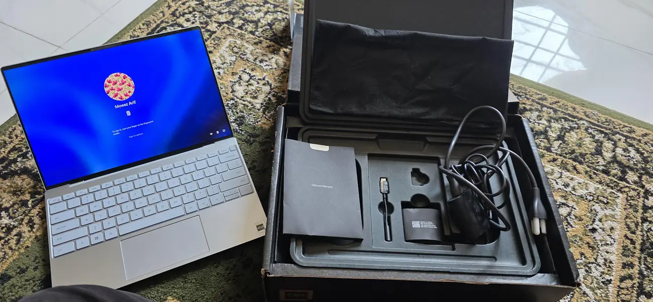 Dell XPS - Core i5 - Intel 12th Generation - 8GB RAM - SSD for Sale in Lahore