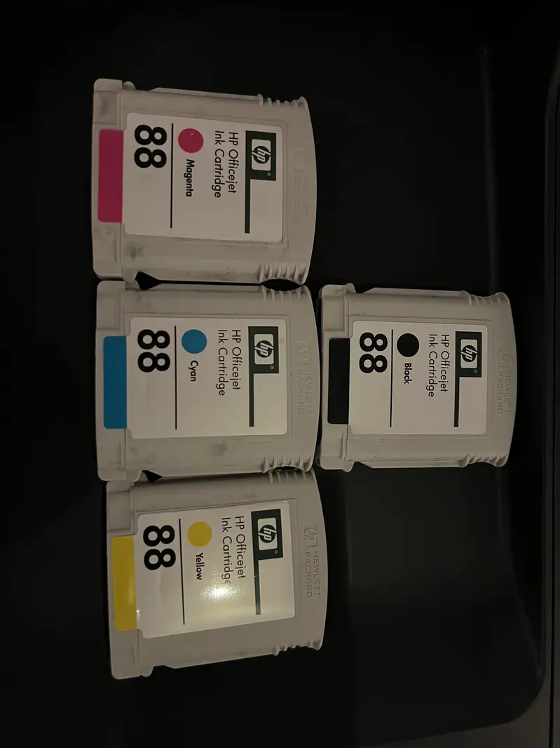 611018005-800x600