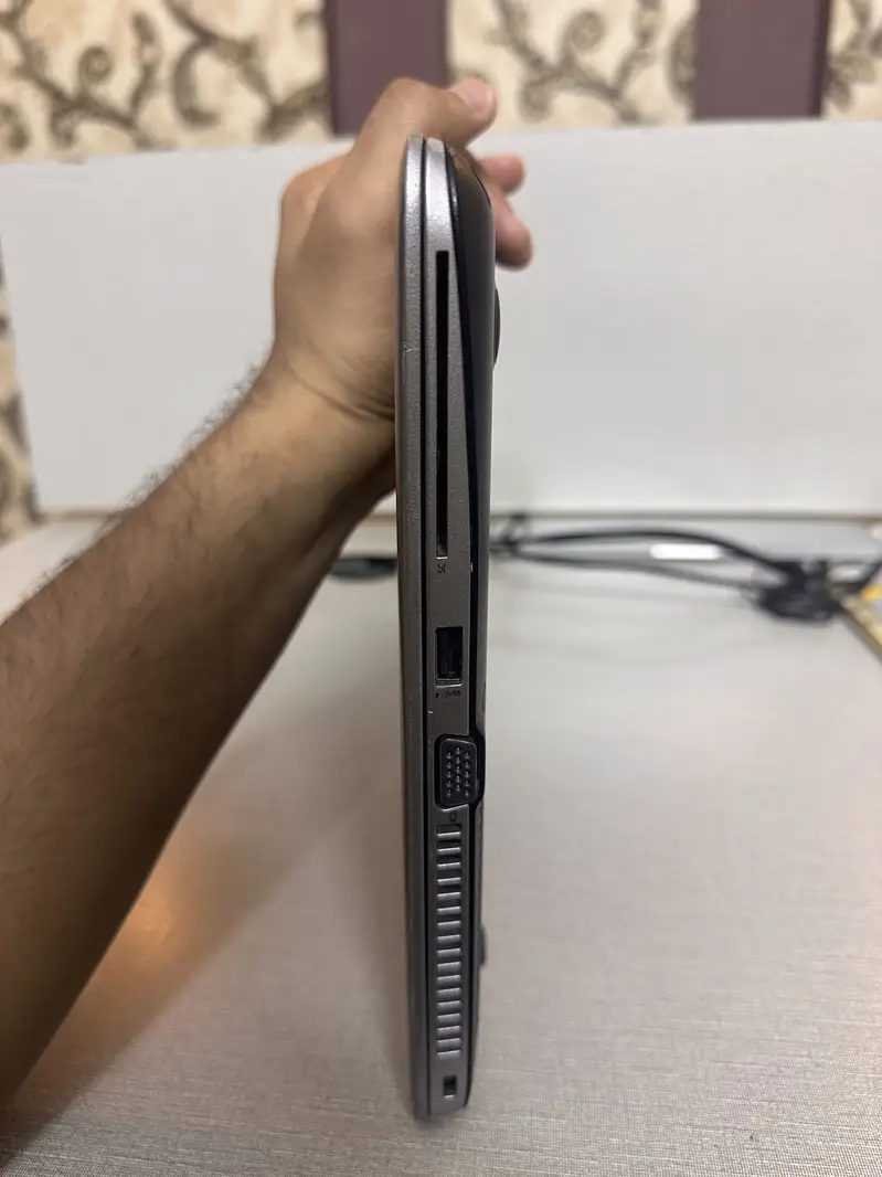611342797-800x600