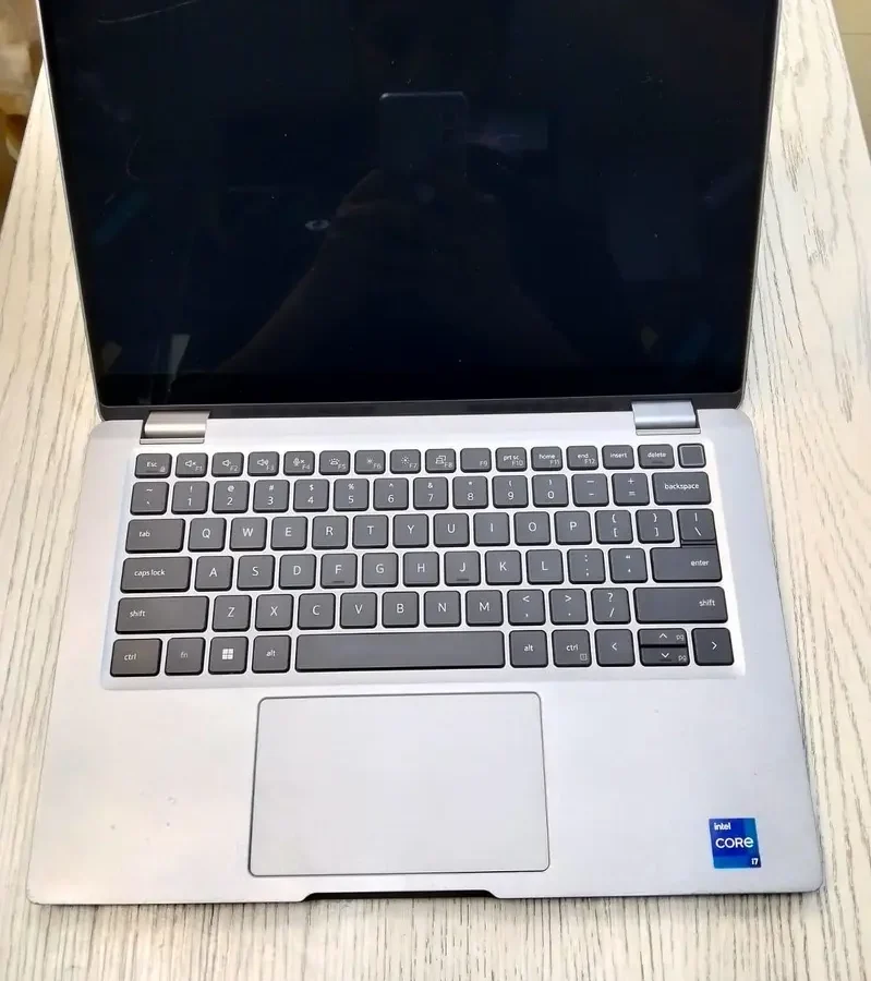 Dell Latitude 5330