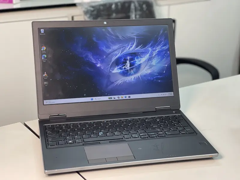 Dell Precision - Core i7 - Intel 9th Generation - 16GB RAM - SSD for Sale in Islamabad