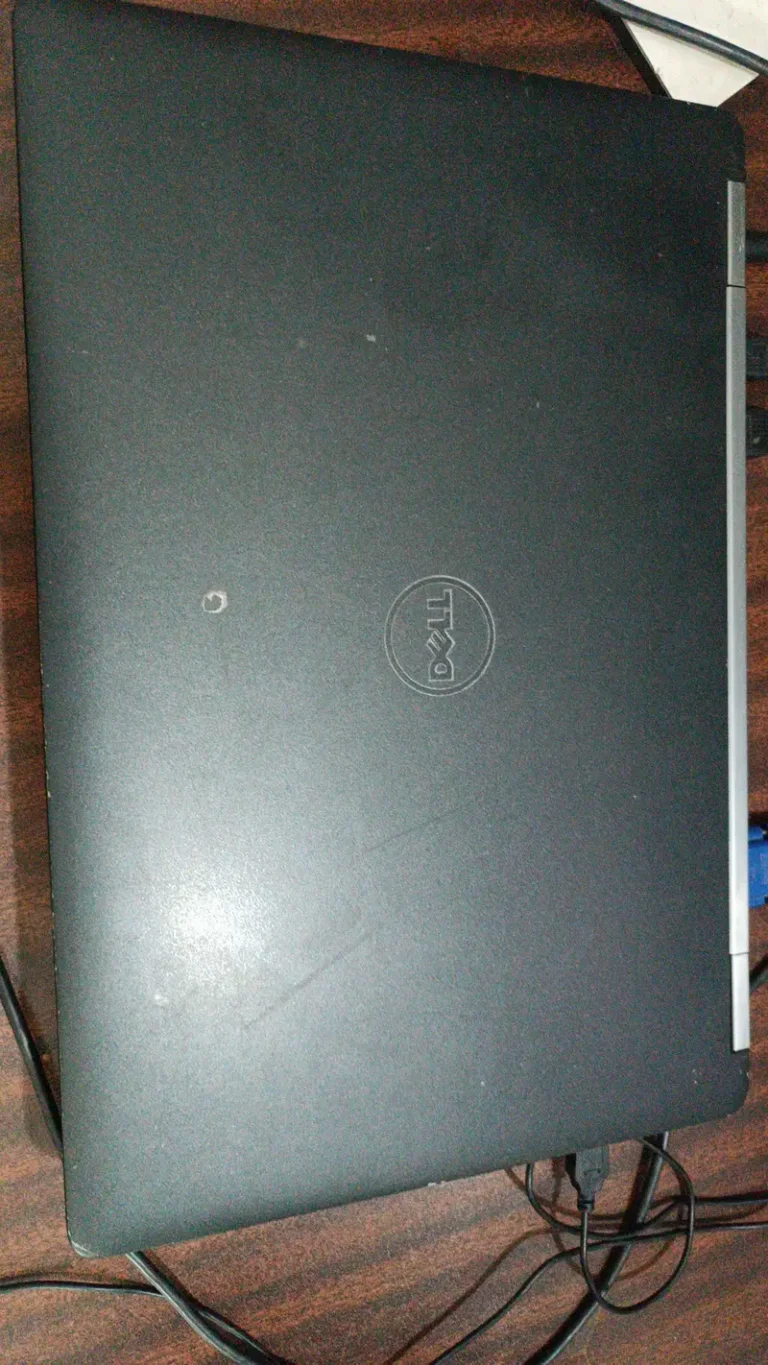 Dell PRECISION 3510 workstation Core i7 6th Generation