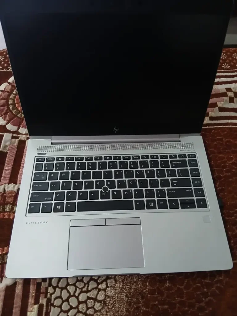 HP 840 G6 (8GB Ram And 256 GB SSD)