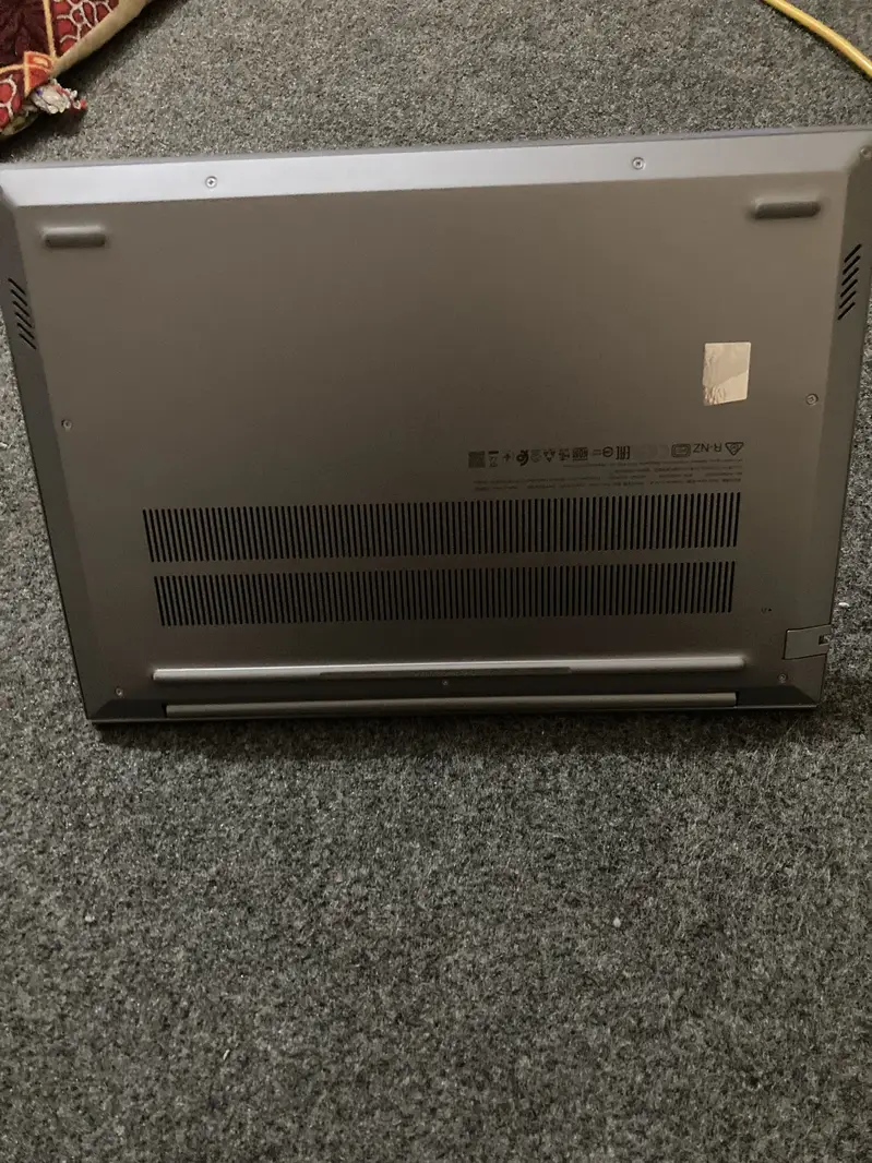 612451095-800x600