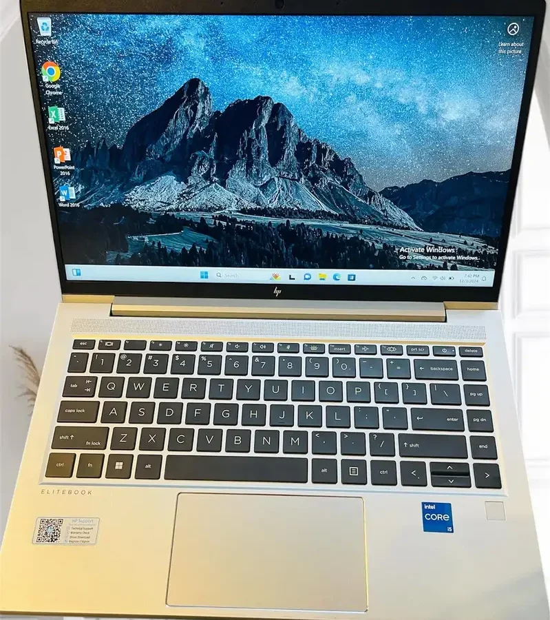 HP Elitebook. . Core i5 12th Generation laptop. . . 16/256 SSD.