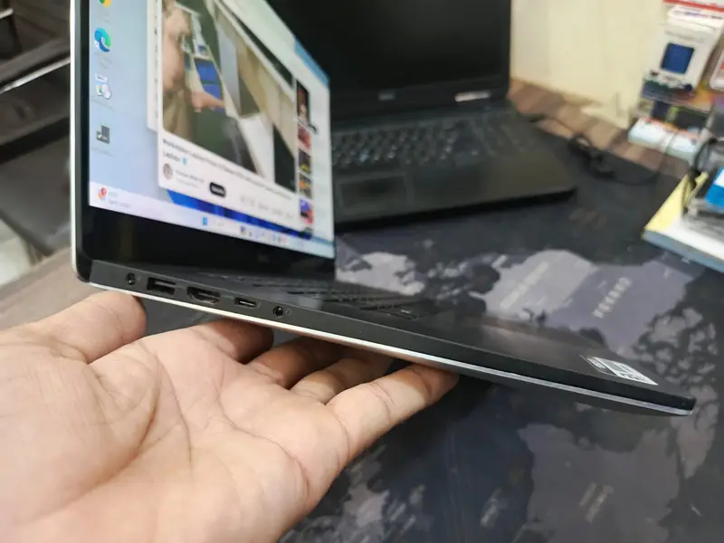 613449993-800x600