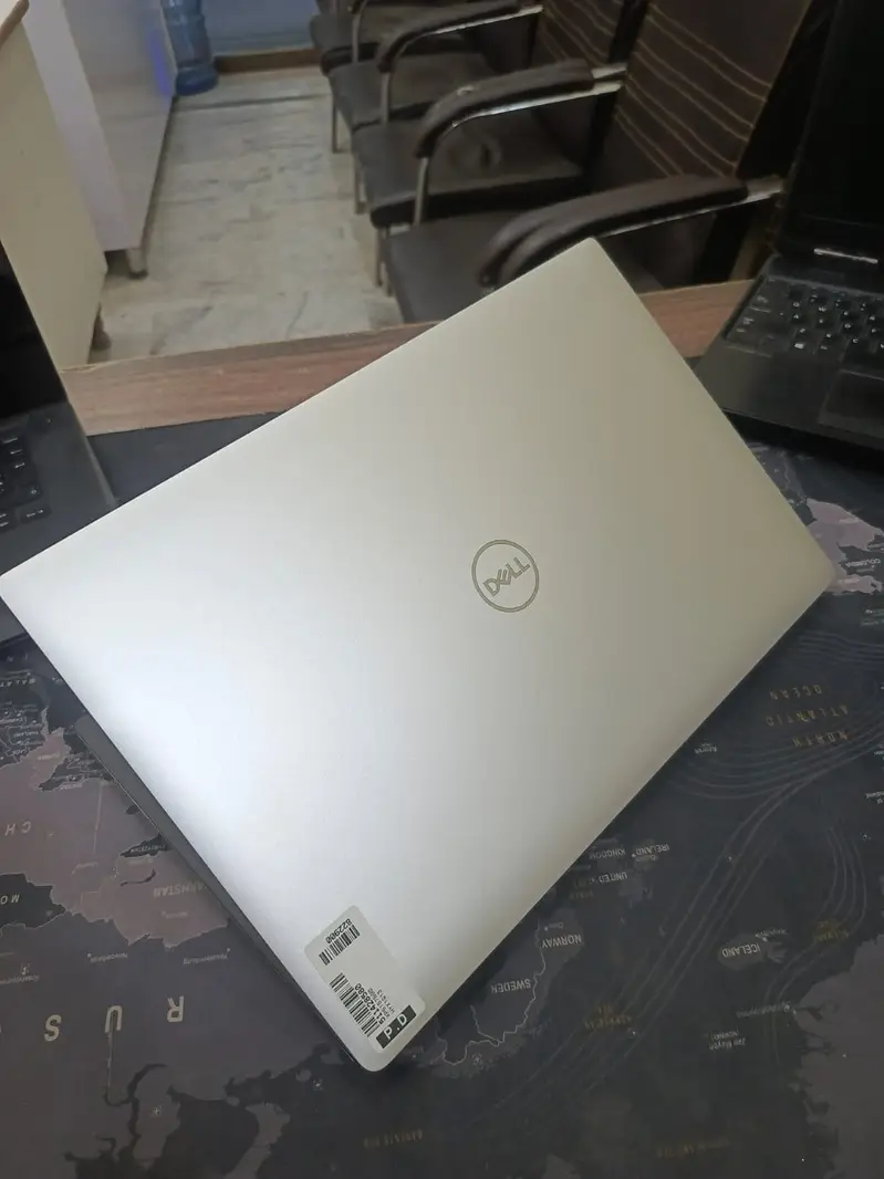 613449995-800x600
