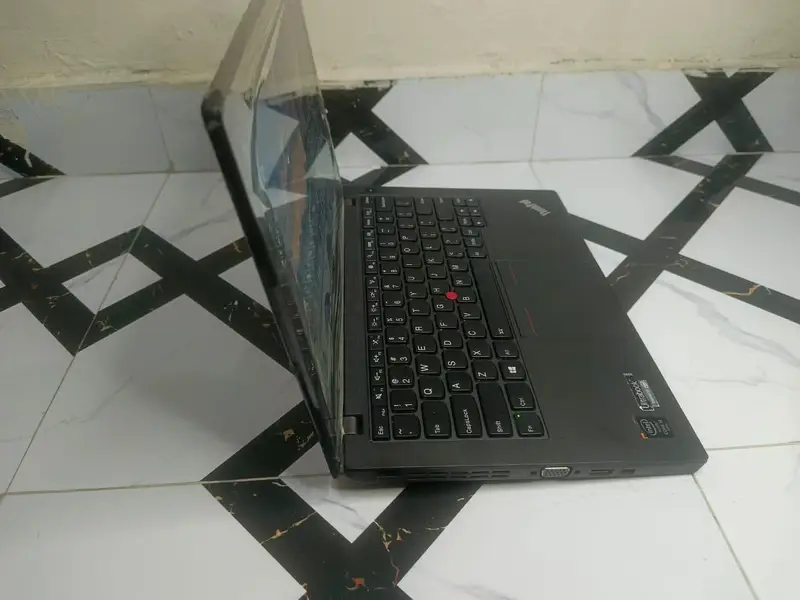 Lenovo ThinkPad - Core i5 - Intel 4th Generation - 8GB RAM - HDD for Sale in Lahore