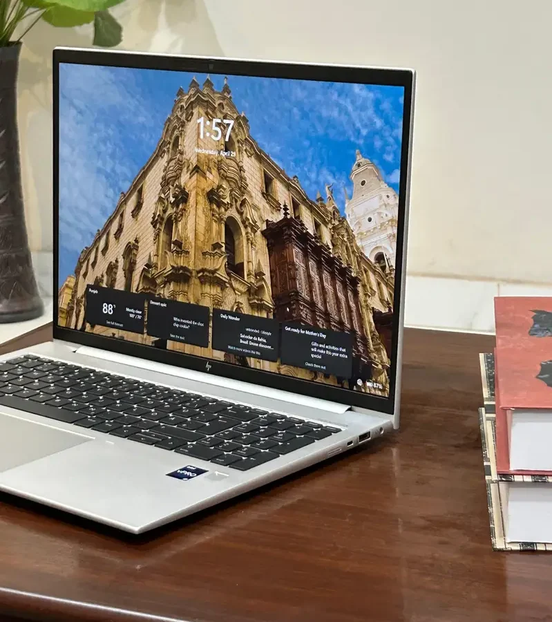 HP Elitebook 860 G9 core i7 12th generation