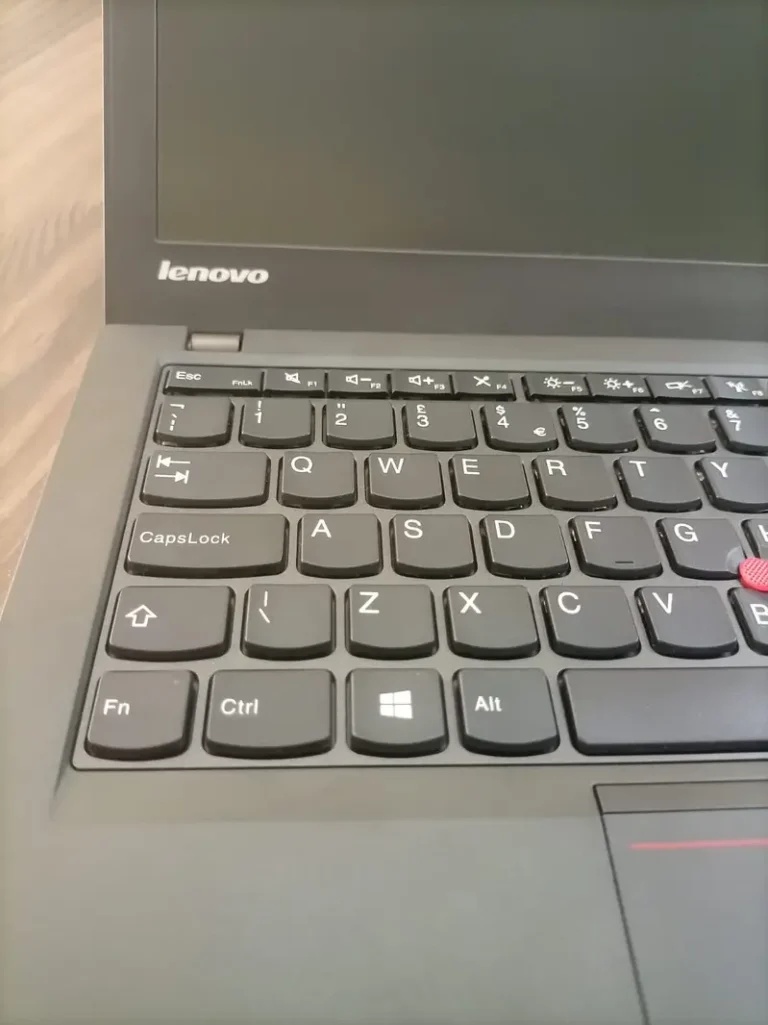 Lenovo Thinkpad X240 Core i7 4th Gen 4GB Ram 320GB HDD 12.5″