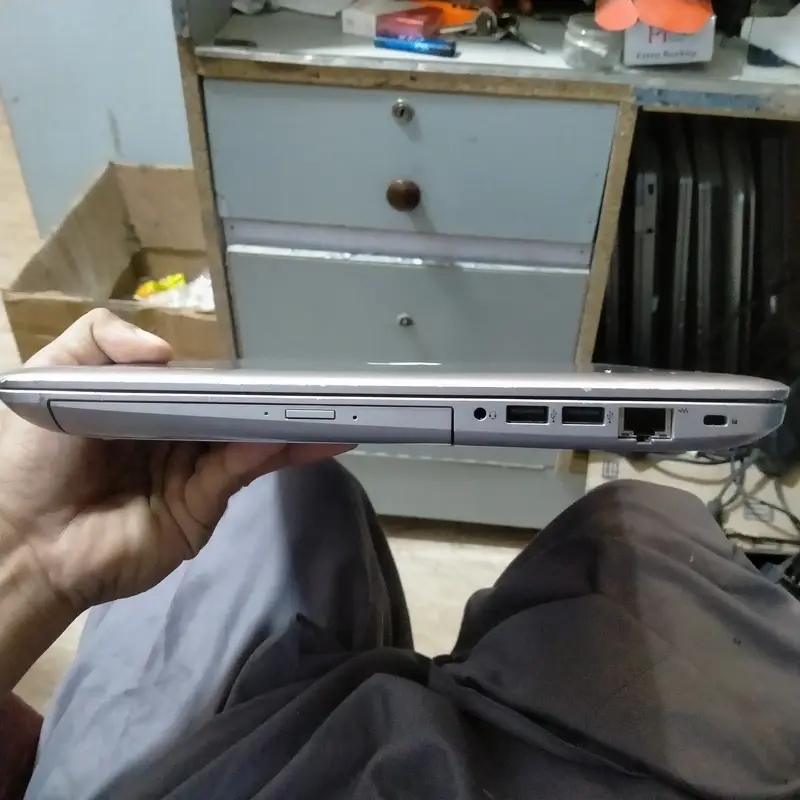577216578-800x600