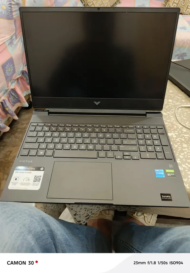 HP Victus 15