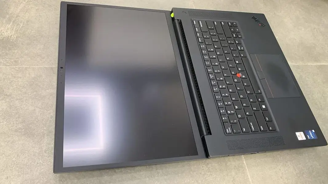 Lenovo ThinkPad - Core i7 - Intel 12th Generation - 16GB RAM - SSD for Sale in Multan