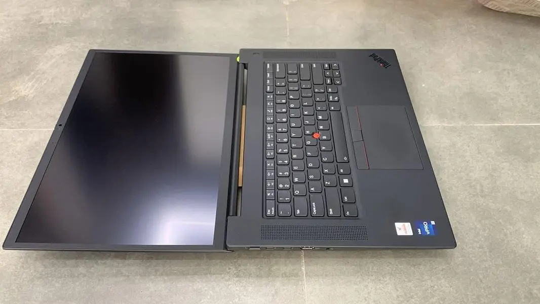 Lenovo ThinkPad - Core i7 - Intel 12th Generation - 16GB RAM - SSD for Sale in Multan