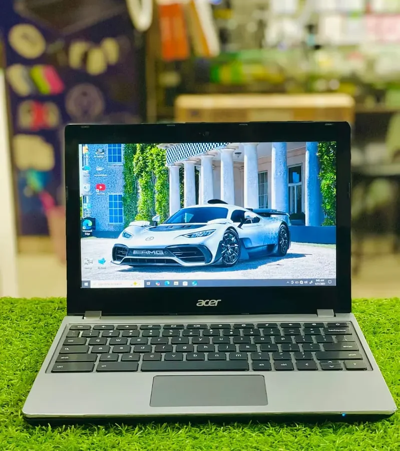 Acer Laptop 5th gen 4GB Ram 128GB SSD Window 10