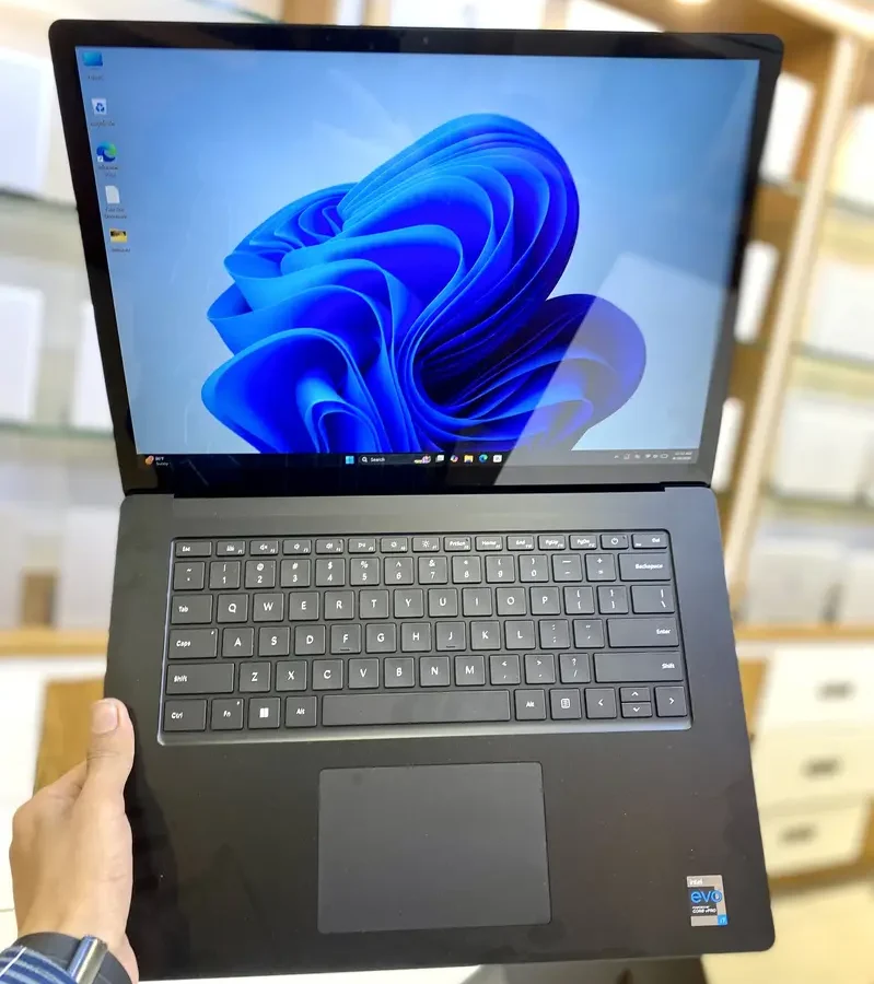 Microsoft Surface Laptop – Core i7 | 12th Gen | 16GB RAM | 256GB SSD**