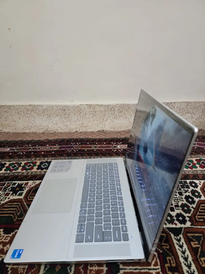 611674883-800x600