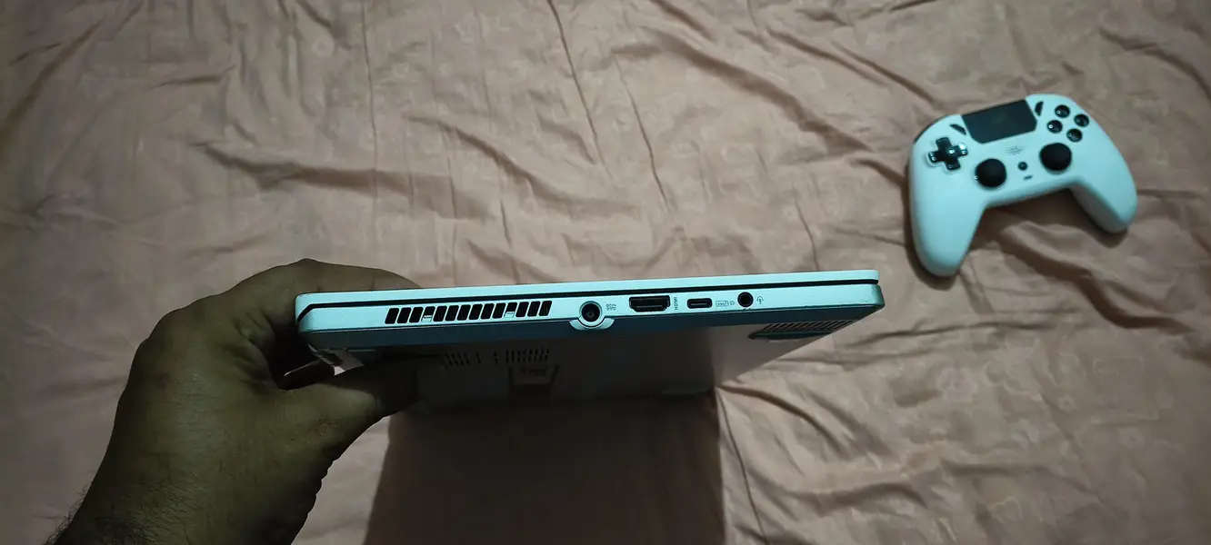 612086720-800x600