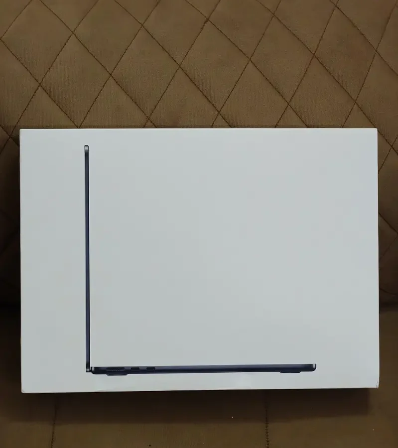 Macbook Air M5 16/512 Midnight