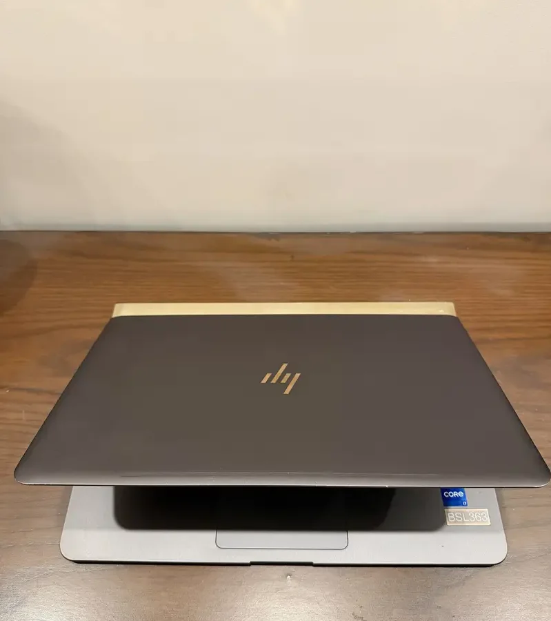 HP Spectre 13 Ultra Slim Laptop (Premium Design)