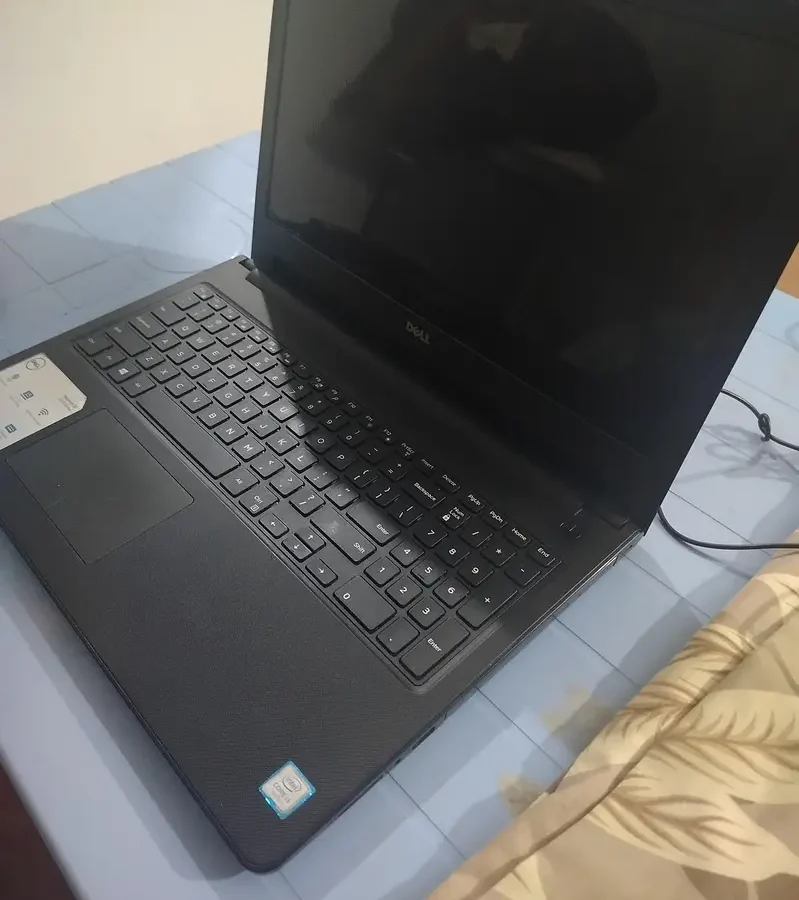 Dell Inspiron 15 3000 core i3 7th generation laptop for sale