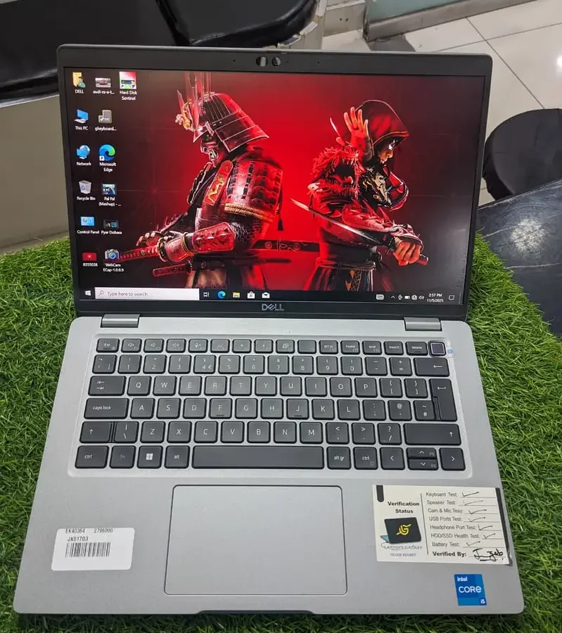 Dell 5420 i5 11th Gen 8GB RAM 256GB SSD FHD Display Backlite Keybord !