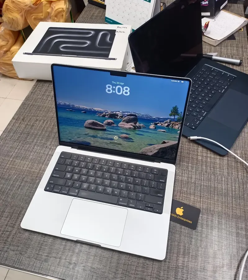 MACBOOK PRO M1 2021 14 INCH 16GB RAM 512GB SSD 100 HLT 25 CC LIKE NEW