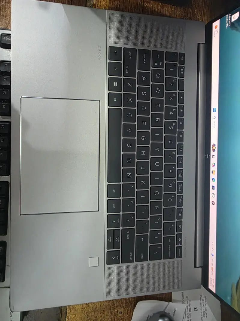614139612-800x600