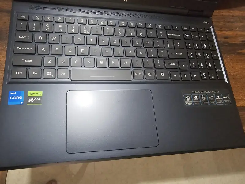 614604834-800x600