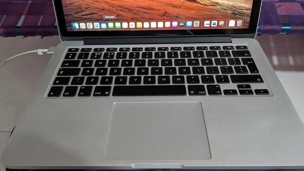 Apple MacBook Pro - 8GB RAM - SSD for Sale in Lahore
