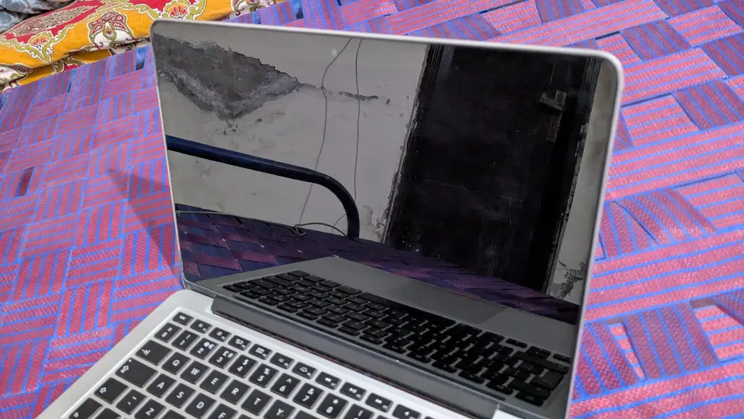 Apple MacBook Pro - 8GB RAM - SSD for Sale in Lahore
