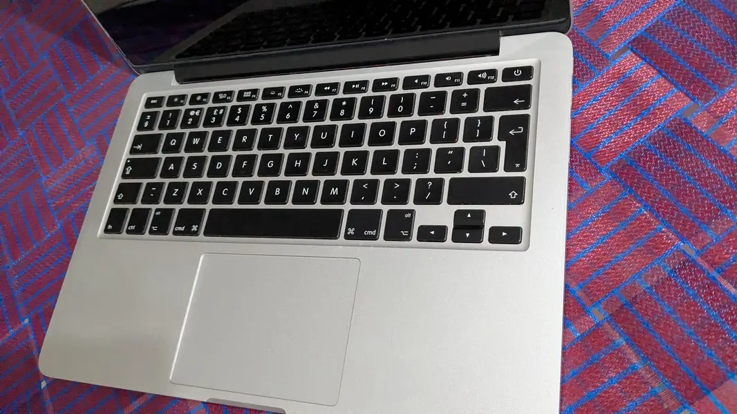 Apple MacBook Pro - 8GB RAM - SSD for Sale in Lahore